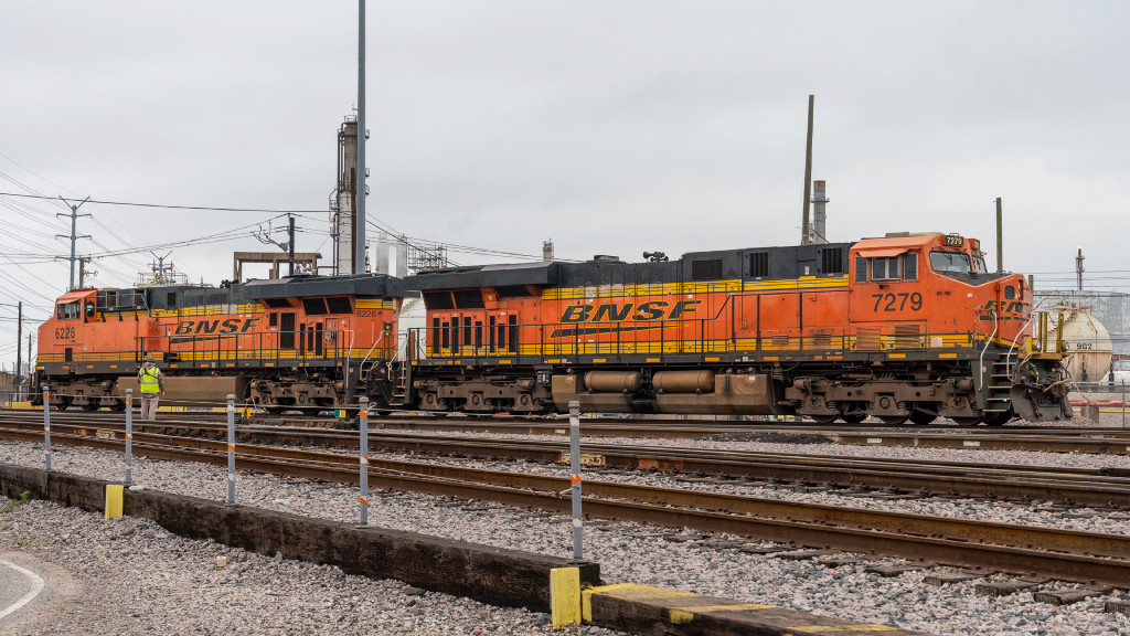 BNSF Power at PTRA Pasadena Yard